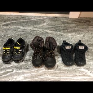 Boys Shoe lot size 9